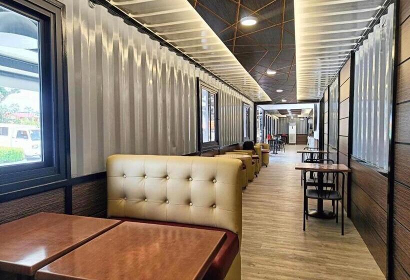 Aurora Villas And Cabin Resort