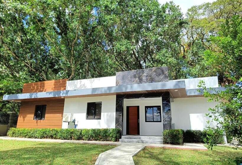 Aurora Villas And Cabin Resort