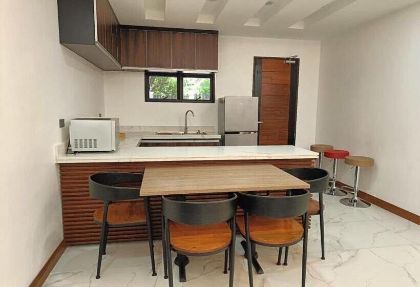 Aurora Villas And Cabin Resort