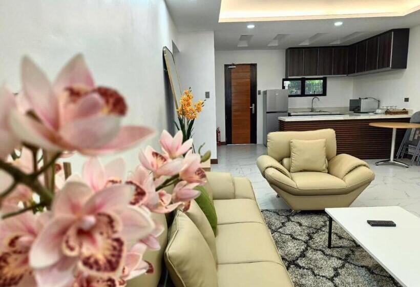 Aurora Villas And Cabin Resort