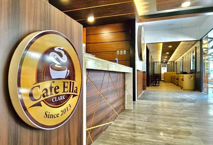 Aurora Villas And Cabin Resort