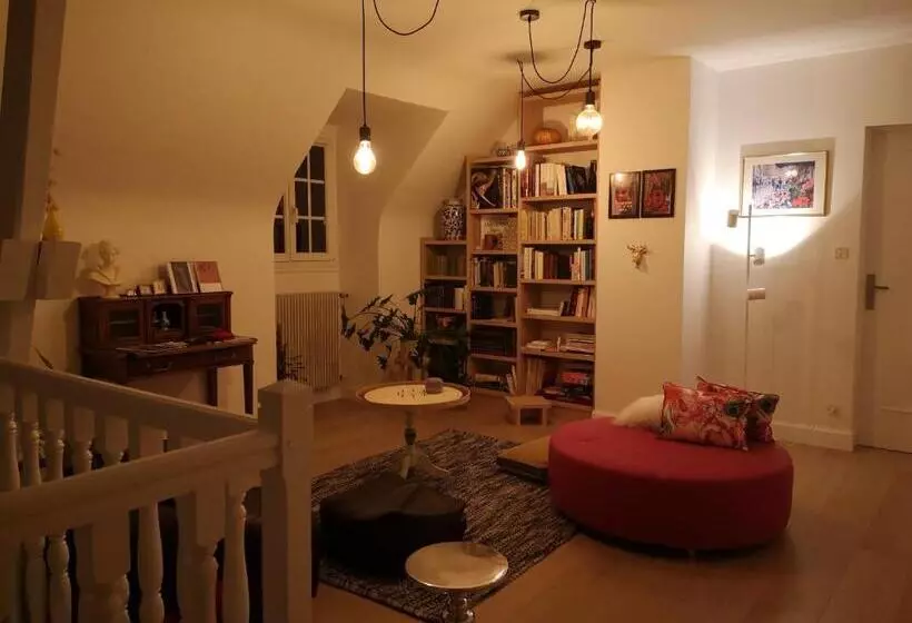 Aamiaismajoitus (B&B) Maison Et Florescence