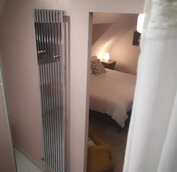 Aamiaismajoitus (B&B) Maison Et Florescence