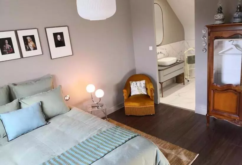 Aamiaismajoitus (B&B) Maison Et Florescence