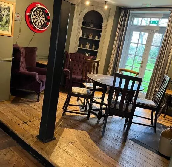 Aamiaismajoitus (B&B) The Crown Inn