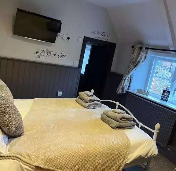 Aamiaismajoitus (B&B) The Crown Inn