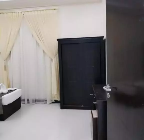 Hotelli برج الجنوب جولدن نيو خميس مشيط