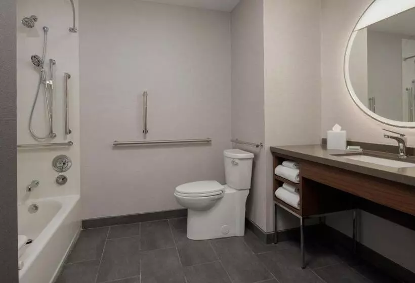 ホテル Courtyard By Marriott Olympia