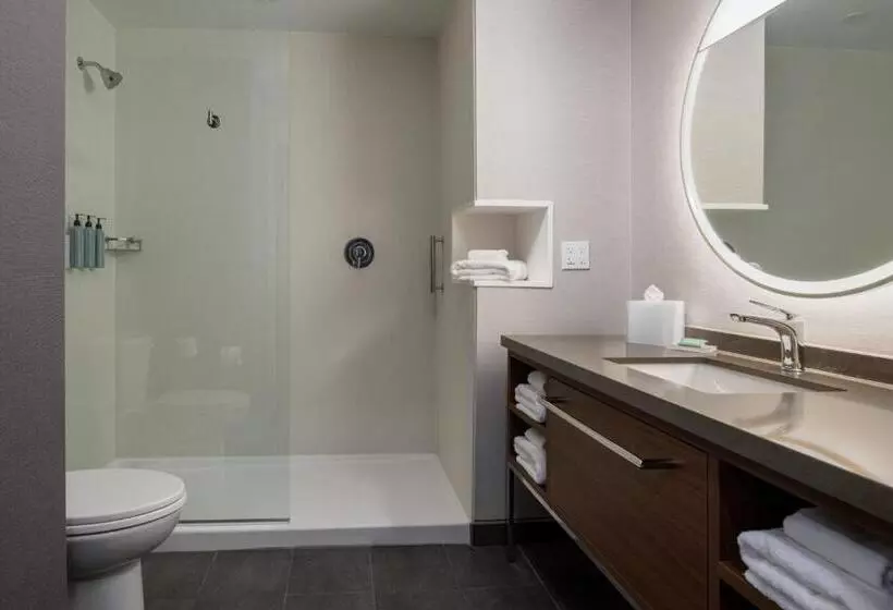 ホテル Courtyard By Marriott Olympia