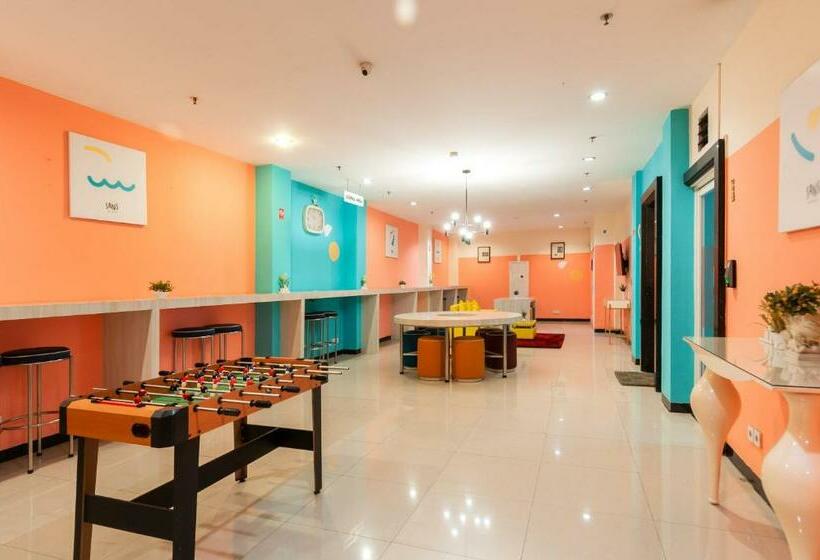 Sans Hotel Finest Medan