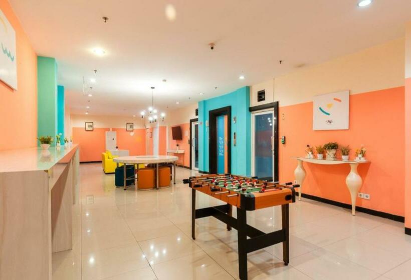Sans Hotel Finest Medan