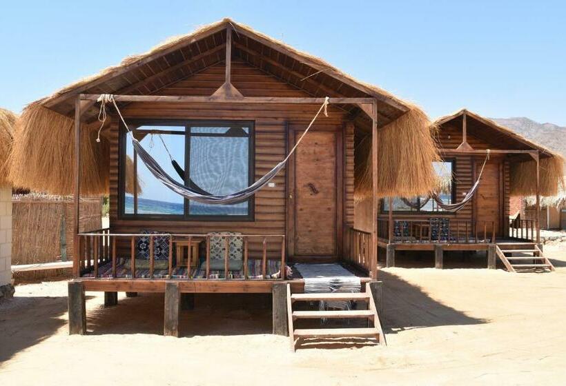 هتل Shanty Beach Camp Suer