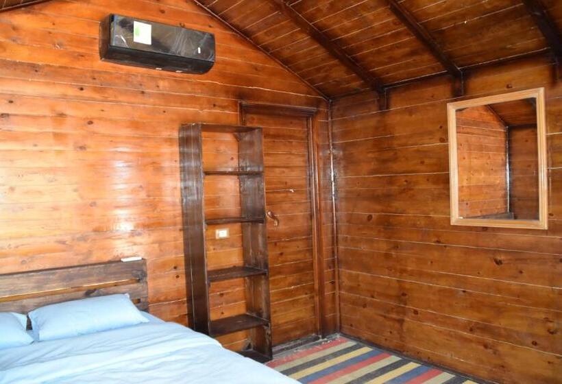 هتل Shanty Beach Camp Suer