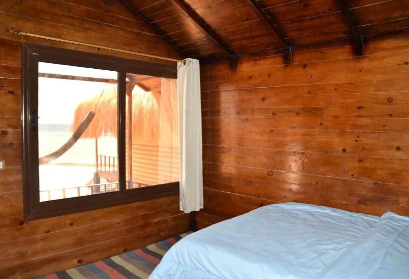 هتل Shanty Beach Camp Suer