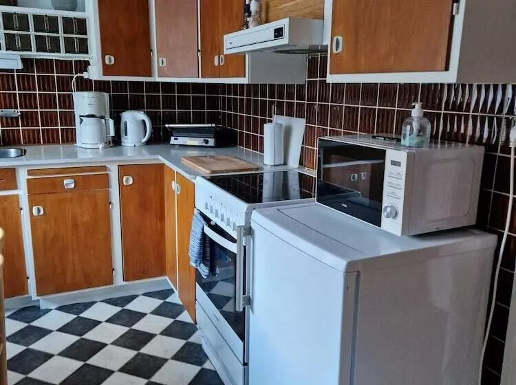 Majatalo Guesthouse Hugo