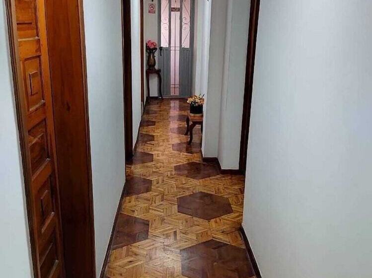 פנסיון Altamira Suites   Ibarra