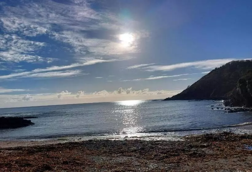 ペンション Peaceful Self Contained Room Near Looe