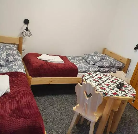 Majatalo Przy Tartaku