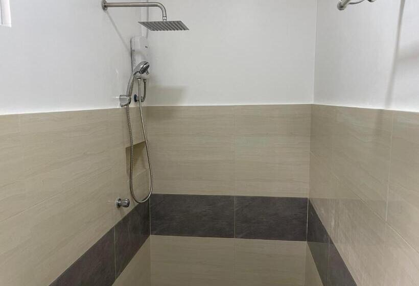 פנסיון Summer Room B