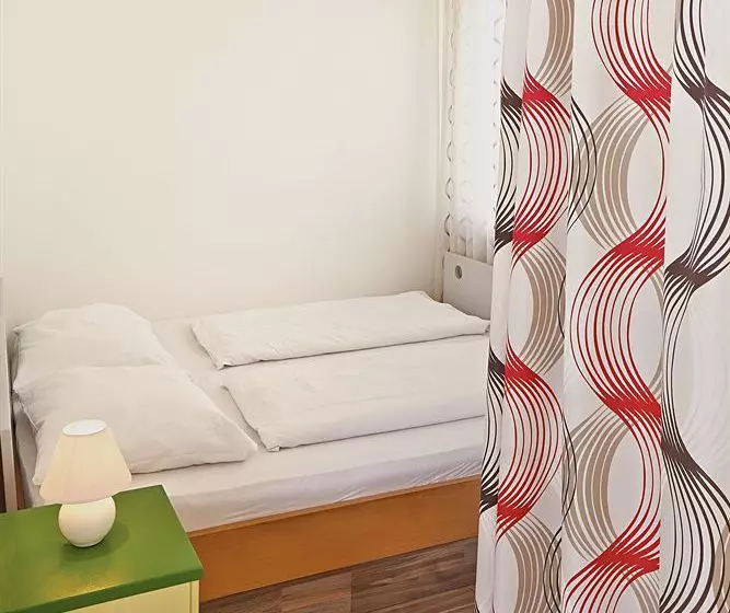 Apartment Rentals Vienna