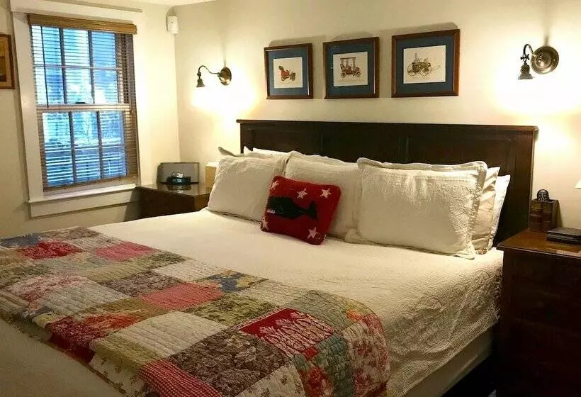 צימר Revere Guest House