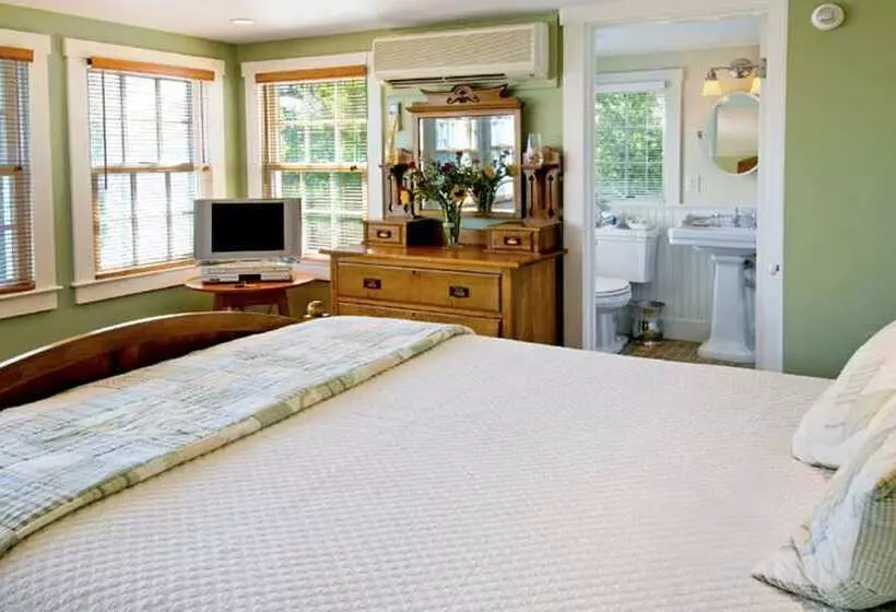 צימר Revere Guest House