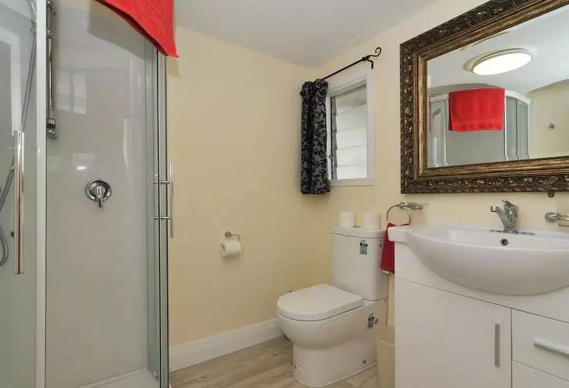 Bed and Breakfast Richmond Guest House