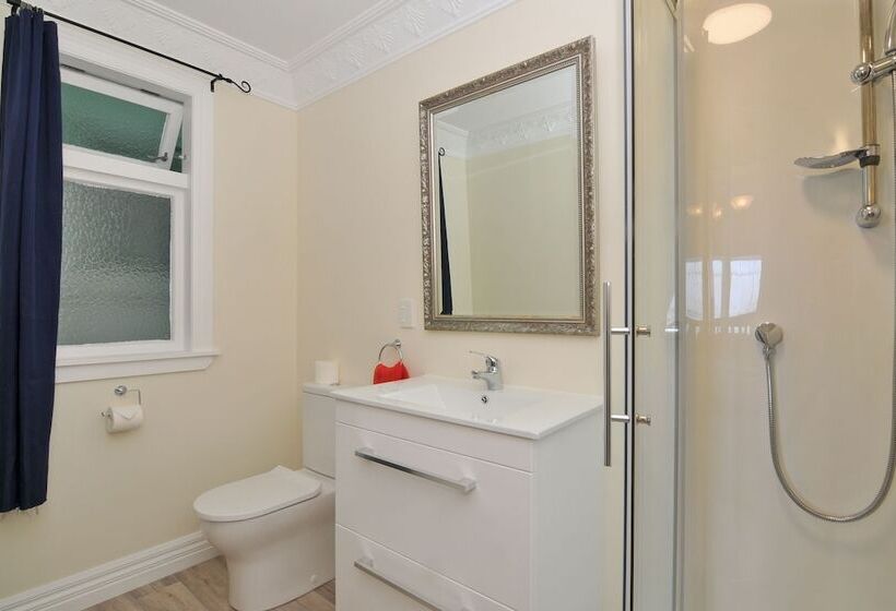 Bed and Breakfast Richmond Guest House