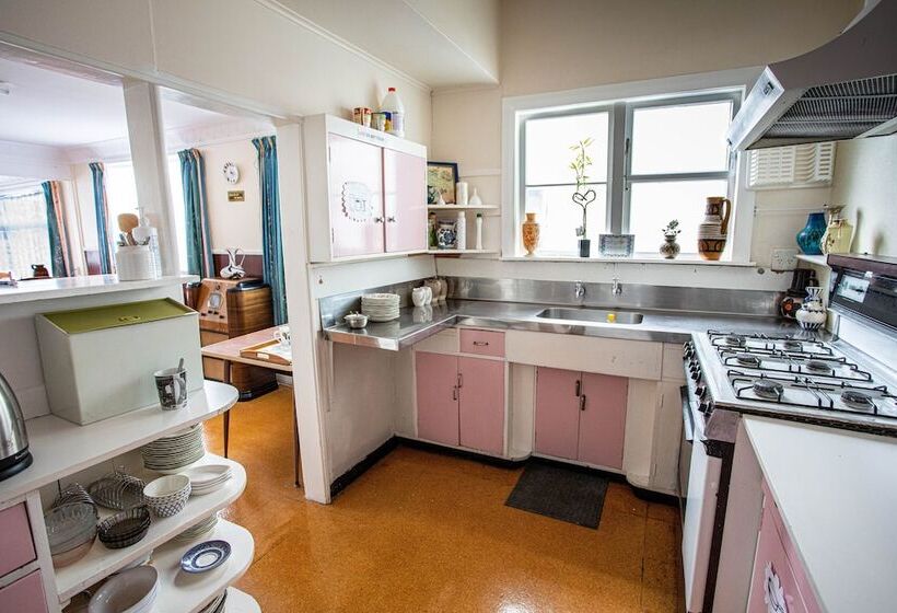 Bed and Breakfast Richmond Guest House