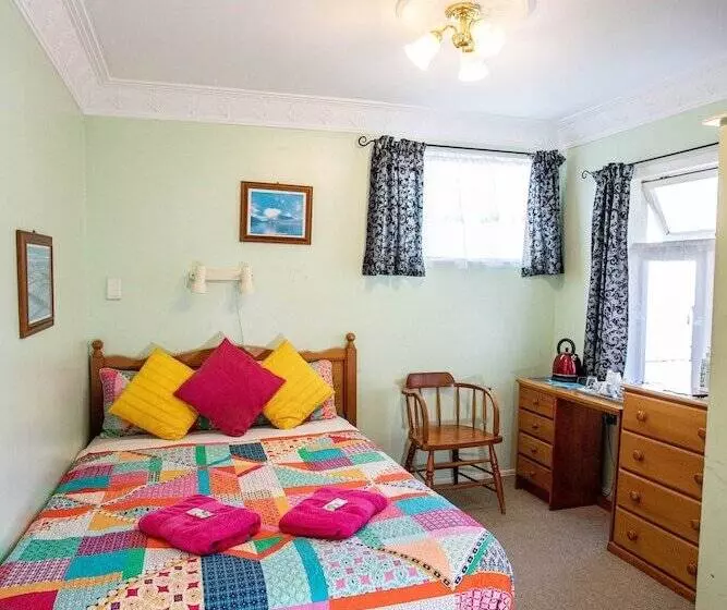 Bed and Breakfast Richmond Guest House