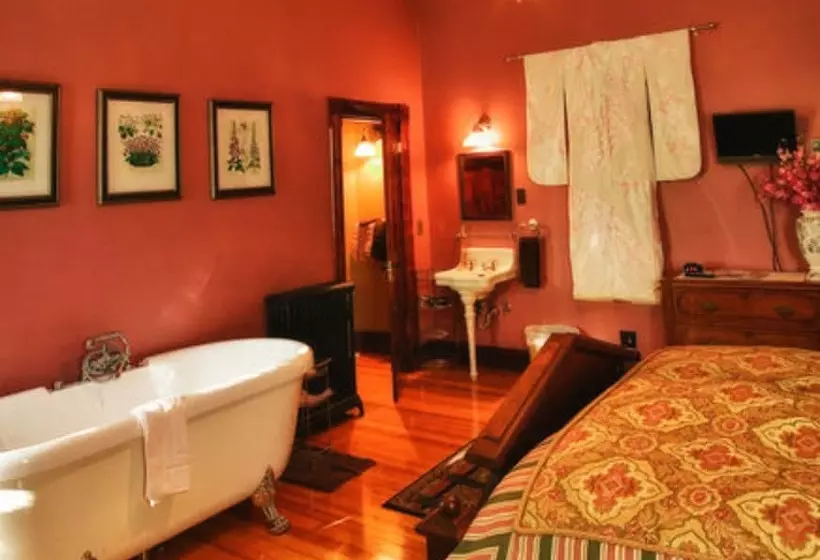 住宿加早餐 Whiskey Mansion