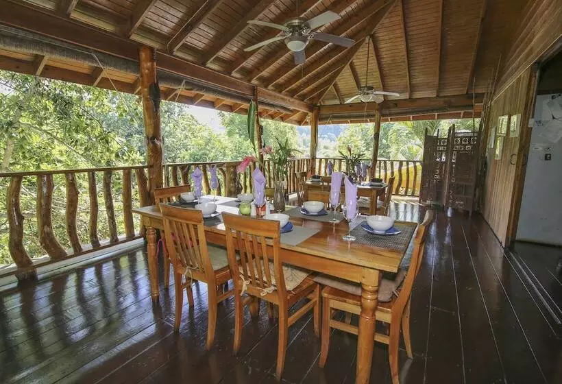 ベッドアンドブレックファースト Zimbali Culinary Retreats