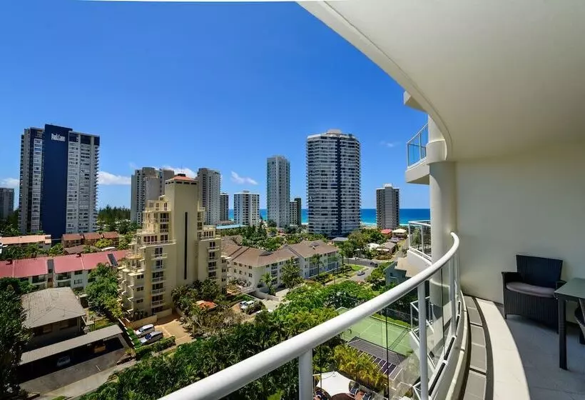 The Crest Apartments