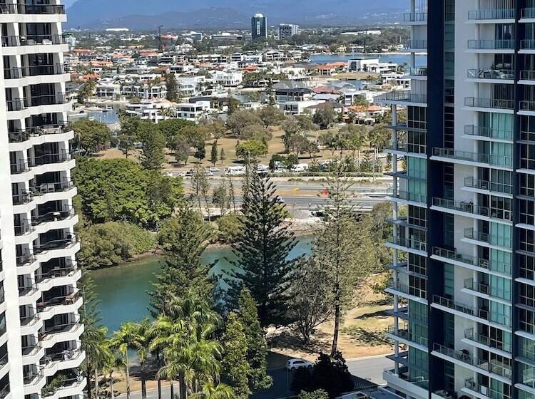 The Crest Apartments