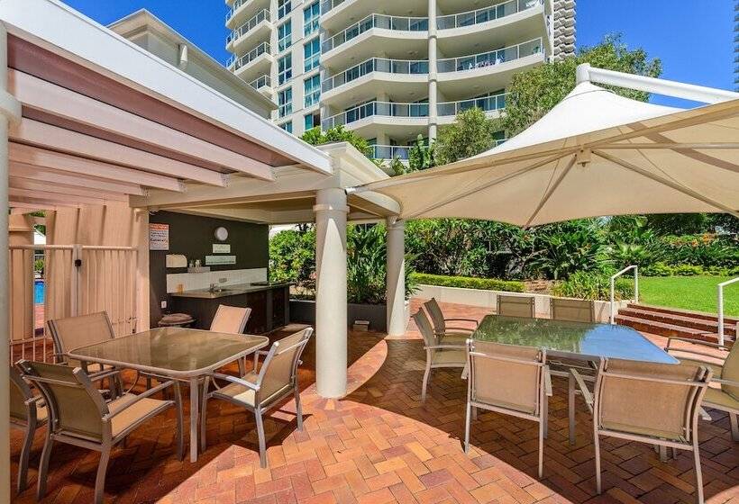 The Crest Apartments