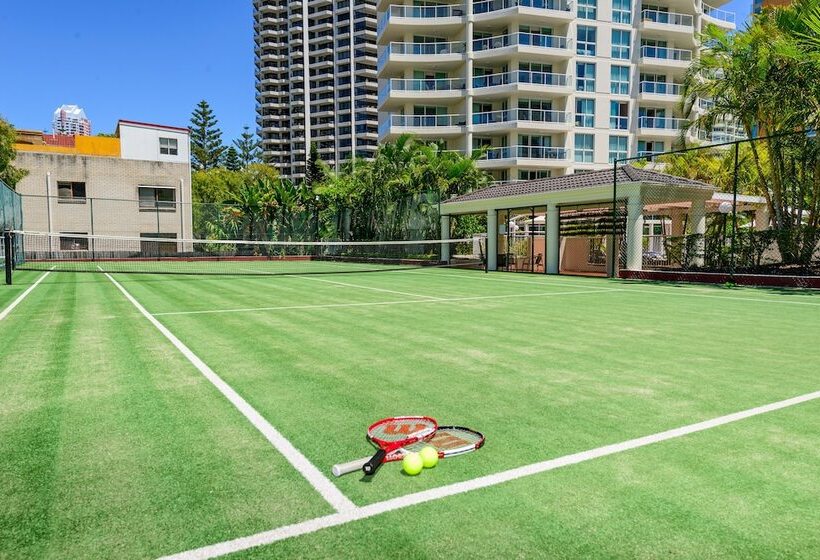 The Crest Apartments