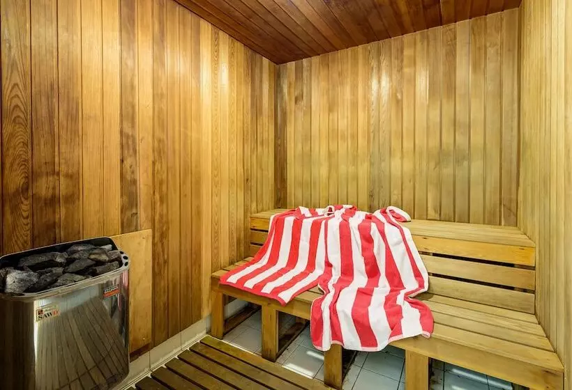 The Crest Apartments