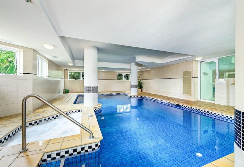 The Crest Apartments