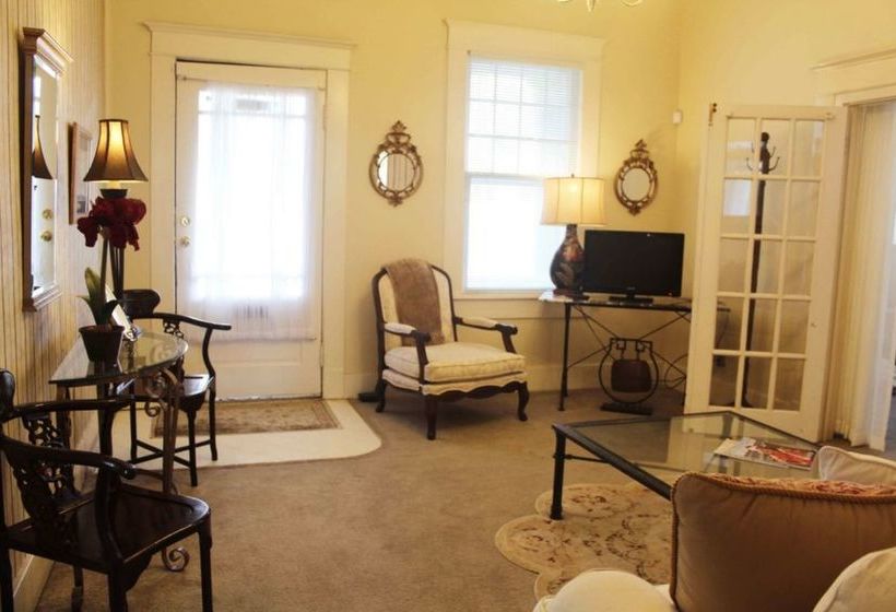 Granny Lou's Bed And Breakfast