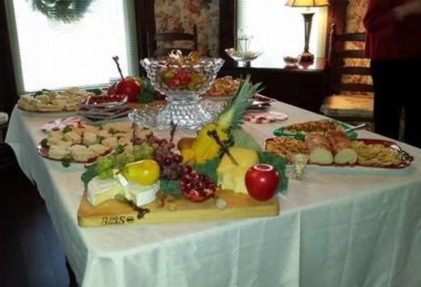 Granny Lou's Bed And Breakfast