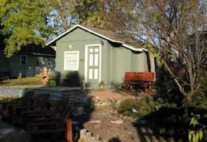 Granny Lou's Bed And Breakfast