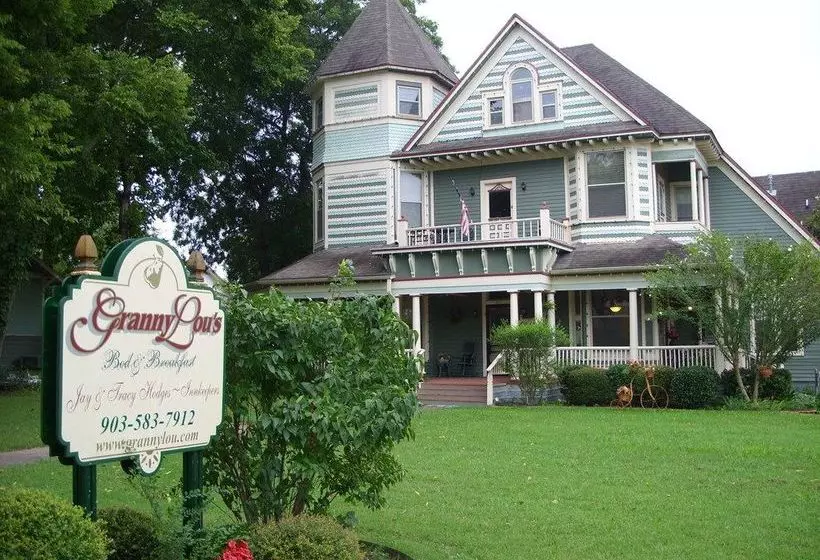 Granny Lou's Bed And Breakfast