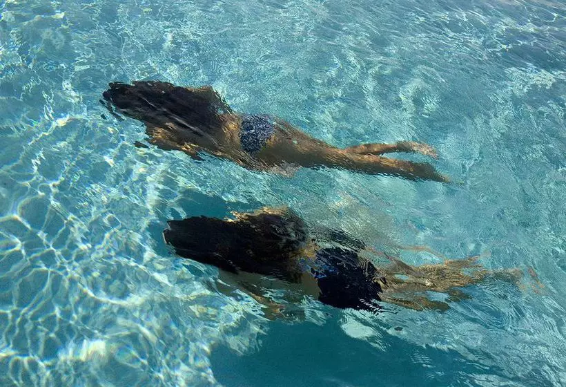 ホテル Coral Stone Club