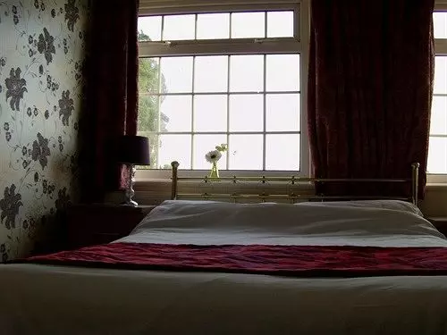 ホテル Dusty Miller