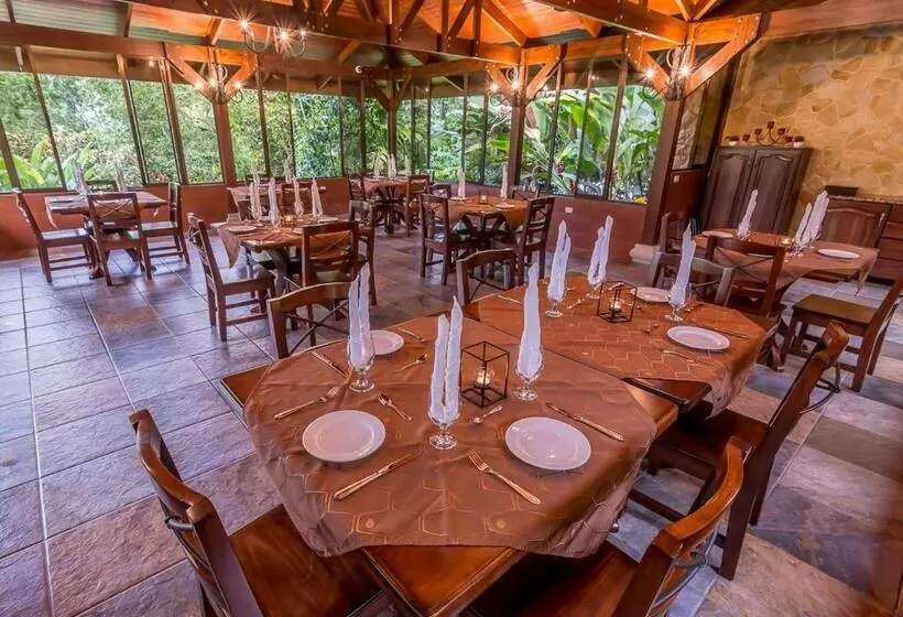 هتل El Silencio Del Campo