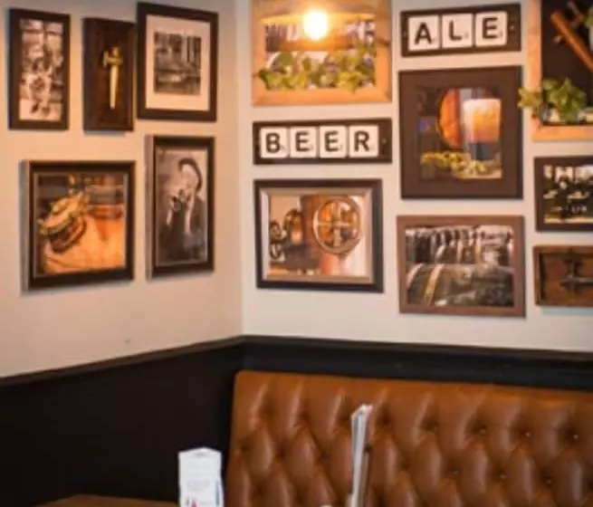 בית מלון כפרי Fox Inn