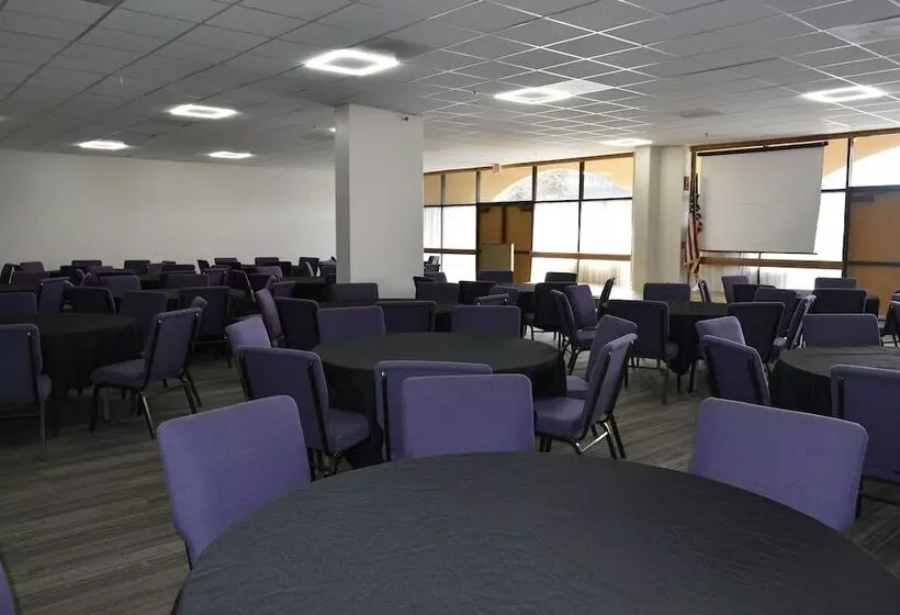 ホテル Grand Smokies Resort Lodge Pigeon Forge