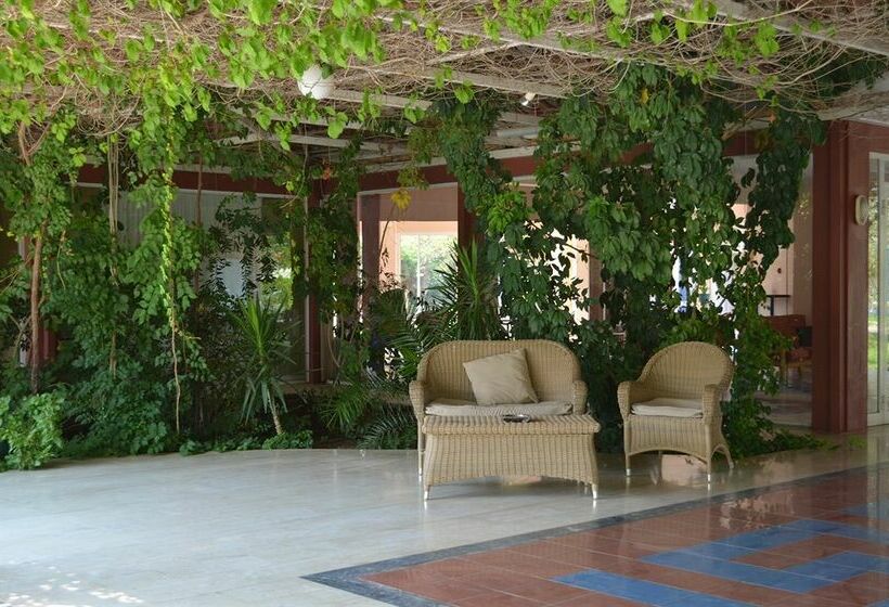 호텔 Paleros Resort