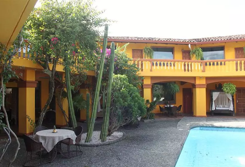 בית מלון כפרי Posada Canal Grande