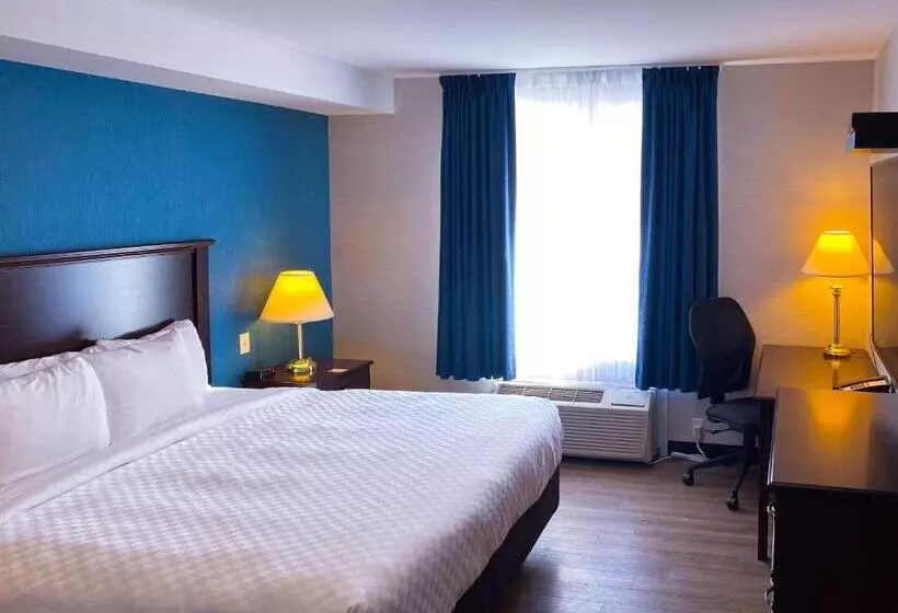 Отель Quality Inn